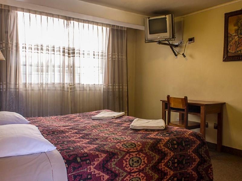 Imperial Puno Hostal Buitenkant foto
